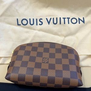 Louis Vuitton Cosmetic pouch damier ebene